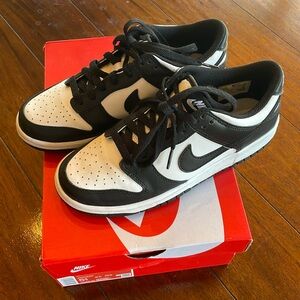 Nike Youth Dunk Lo size 5.5